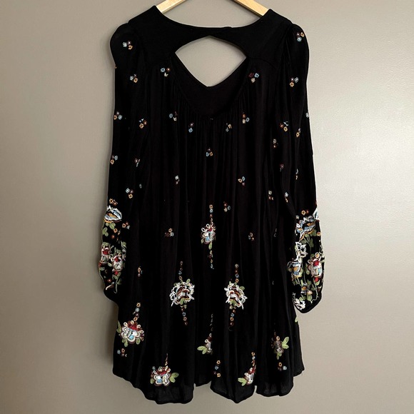 Free People Oxford Embroidered Mini Dress Black Sz Large Floral Embroidery Boho - Picture 11 of 15